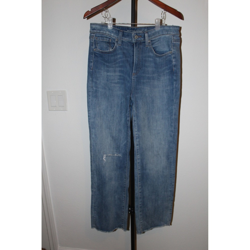 Chico's High Rise Straight Leg Jeans Medium Wash Distressed Raw Hem Size 6R 0.5R